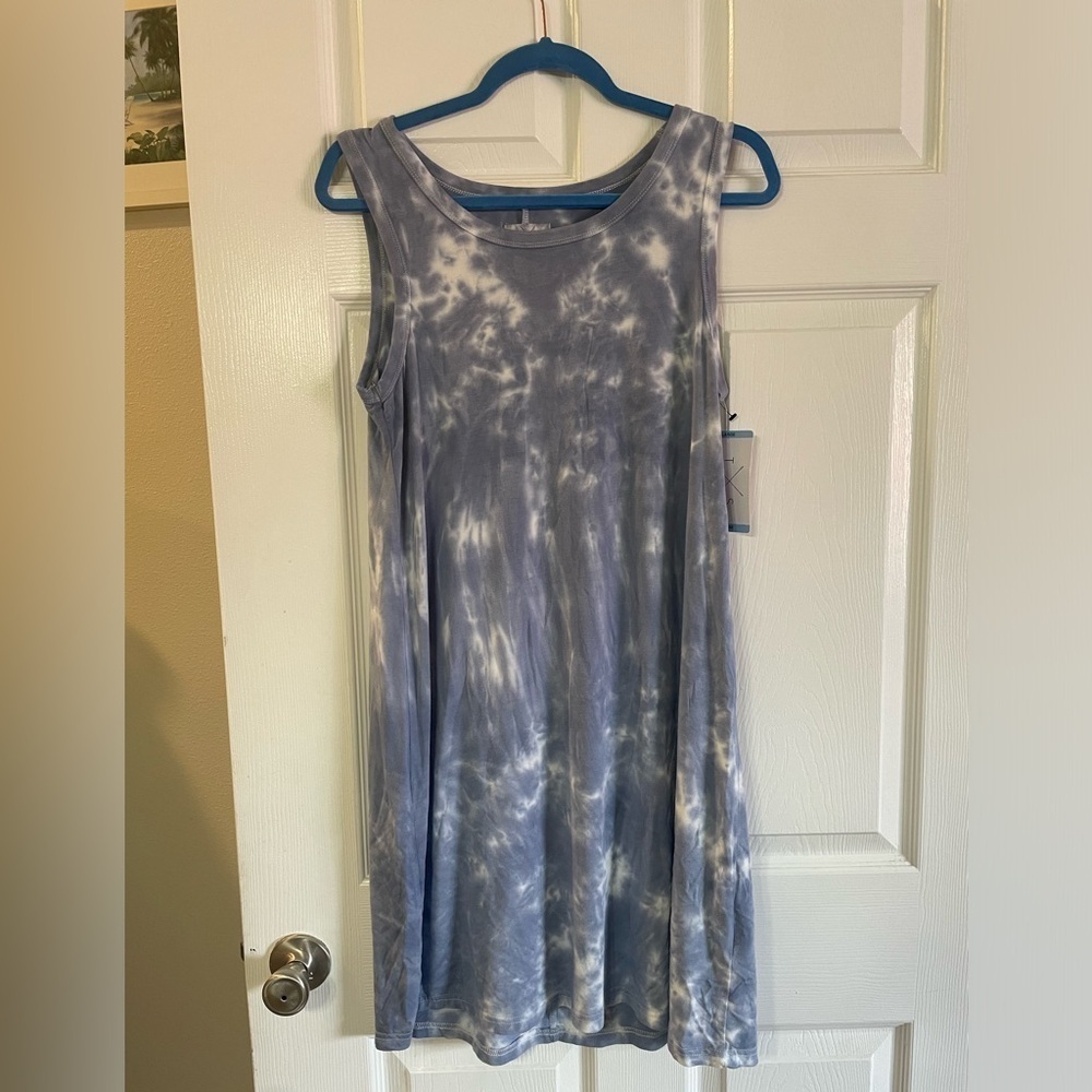 NWT Thread & Supply Size Large tie-dye midi dress